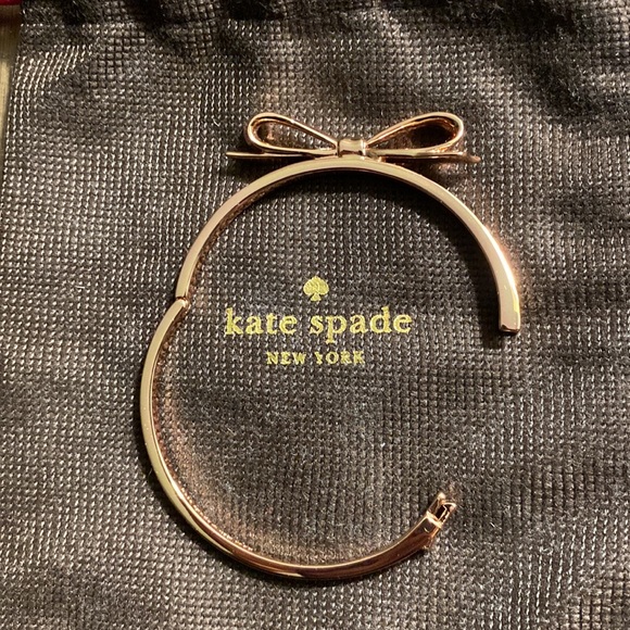 Kate Spade Bow Bracelet - Picture 4 of 6